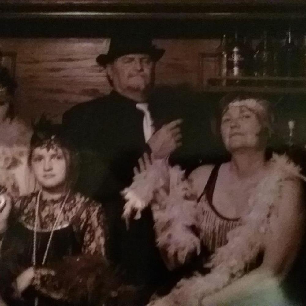 Meet your Posher, Dale